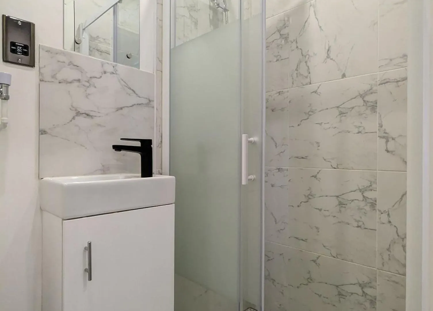 5 Ensuite Bedroom House Near Centre Free Parking York 0*,