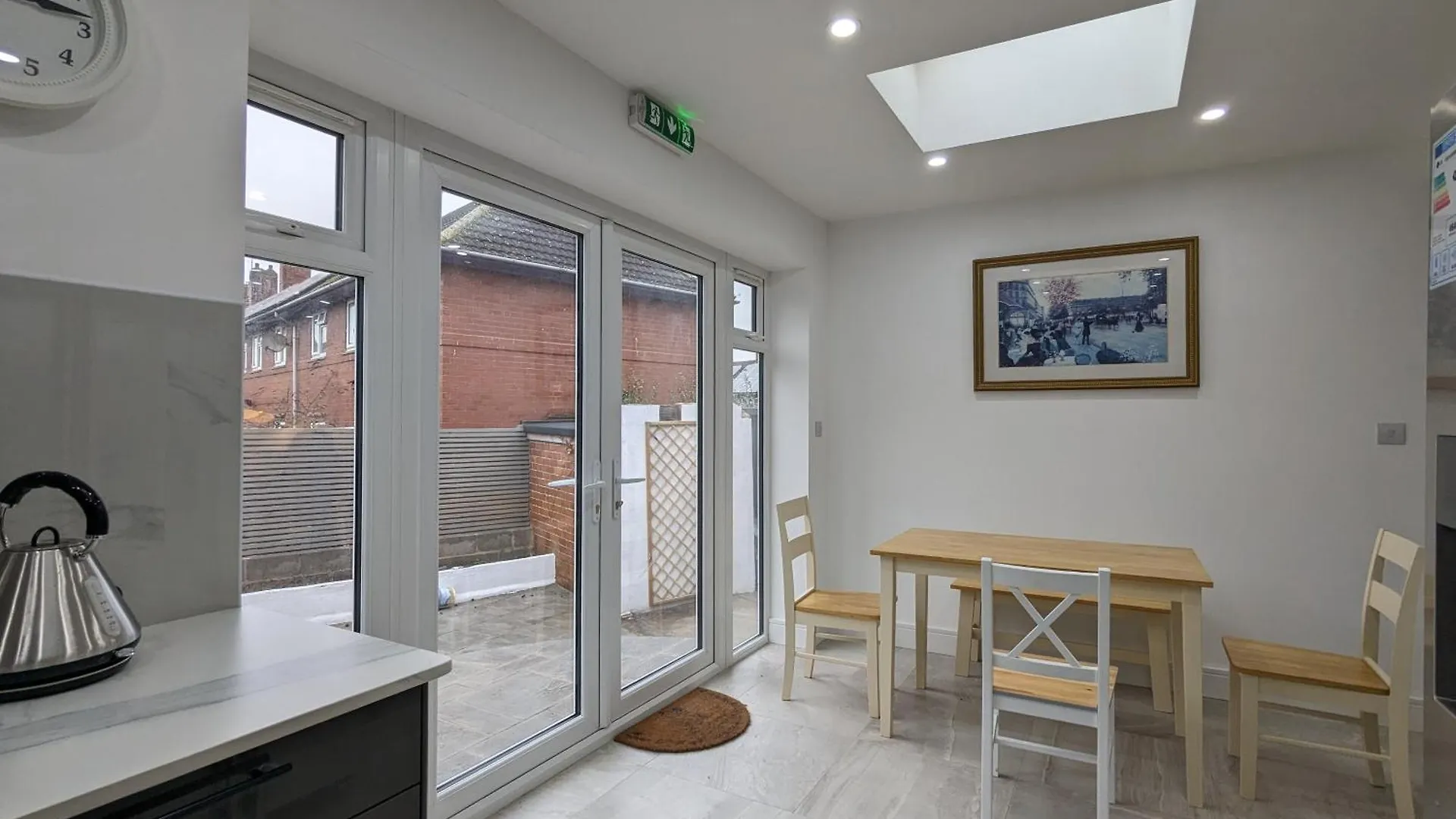 5 Ensuite Bedroom House Near Centre Free Parking York