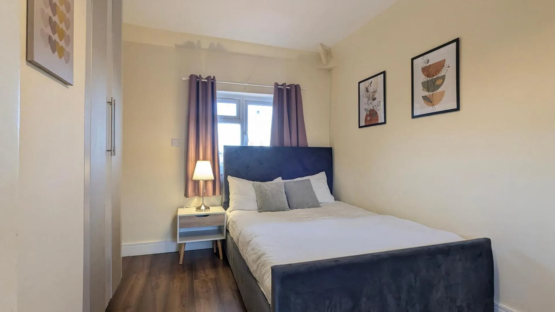 Hébergement de vacances 5 Ensuite Bedroom House Near Centre Free Parking York