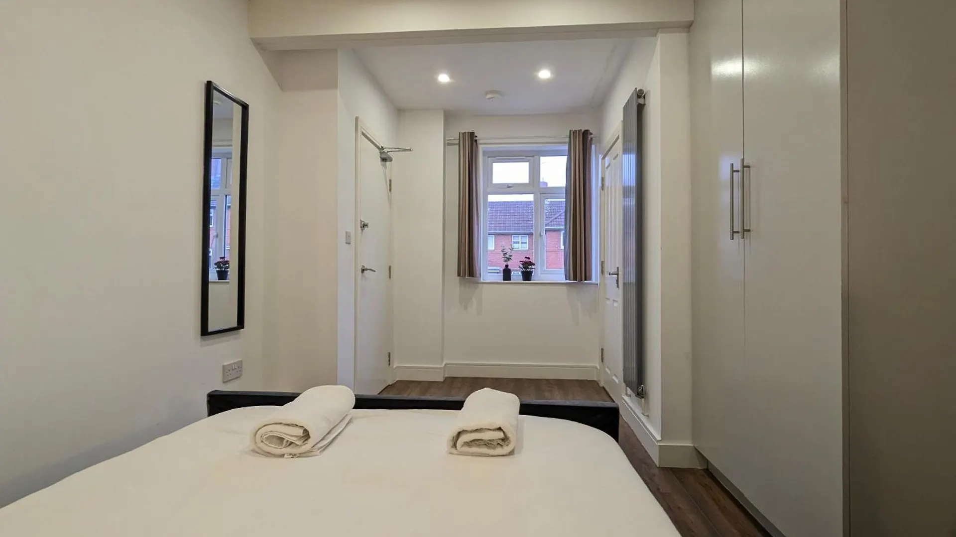 別荘 5 Ensuite Bedroom House Near Centre Free Parking ヨーク イギリス